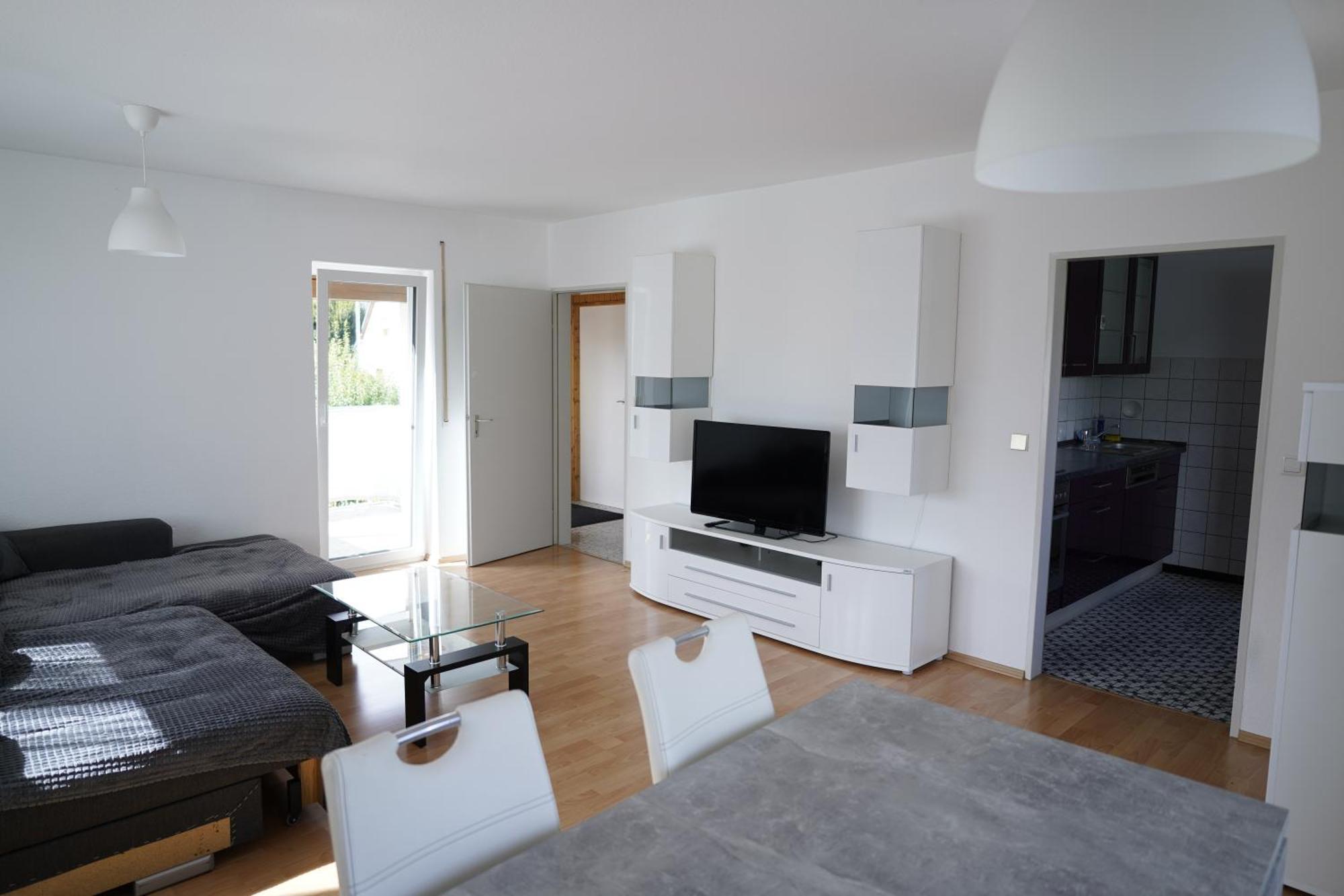 Helle 2 Zimmer Ferienwohnung Mit 63Qm In Trossingen Extérieur photo